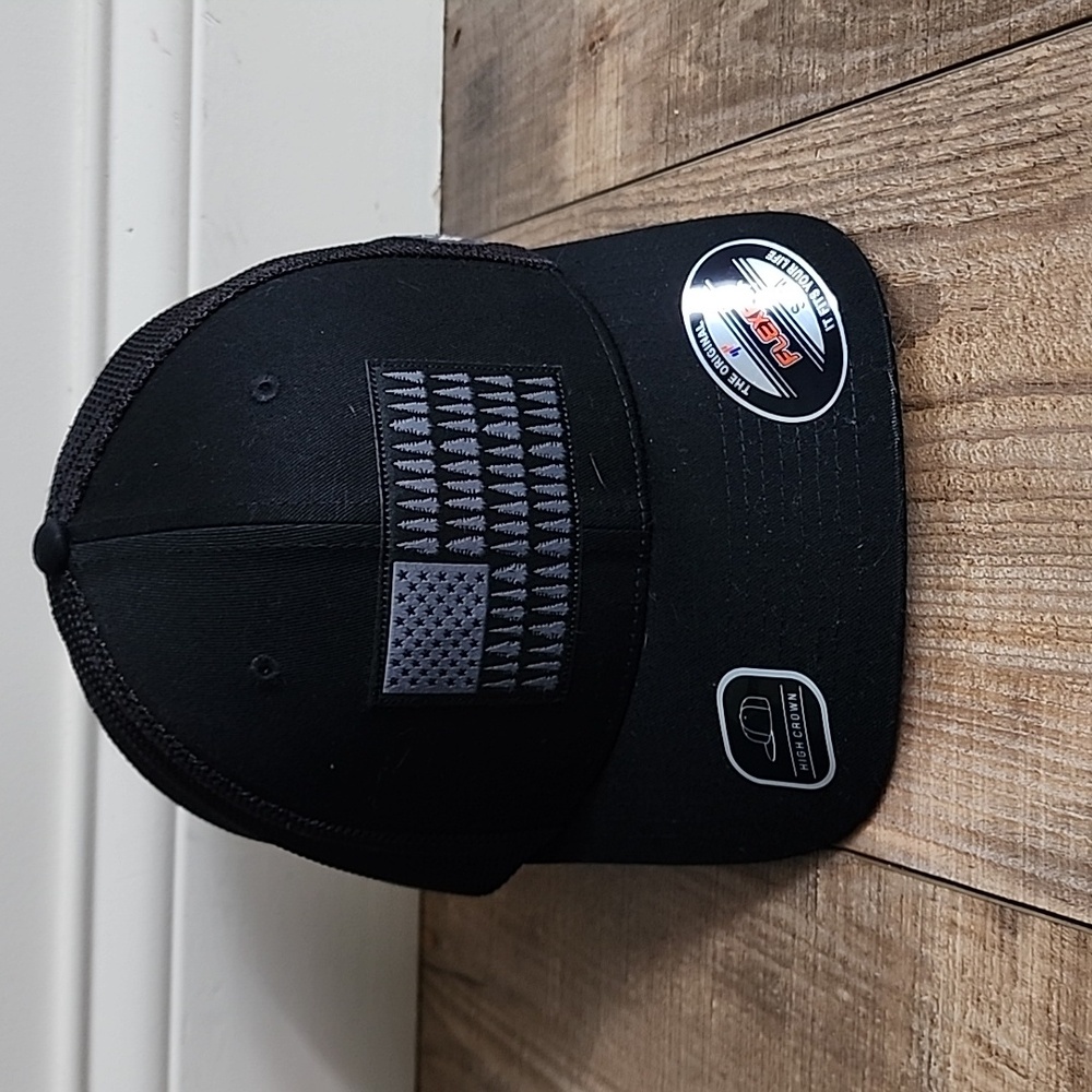 Columbia black tree flag hat